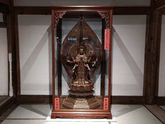 -上海宝龙美术馆
