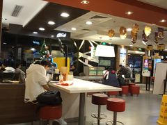 -麦当劳(田林好又多店)