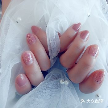 地理位置好找，疫情期间也得美美哒，老板亲自下楼接