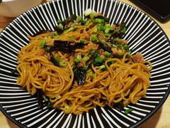 开洋葱油拌面-玖鲜小笼(中山广场店)