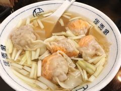 蟹子云吞面-佳面馆·竹升云吞面·爽鱼皮·牛腩面(易发店)