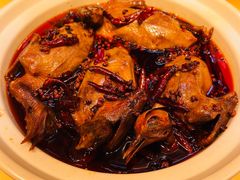 -东口码头·烧鸽子·鱼头泡饼·地方菜(金鹰悦城店)