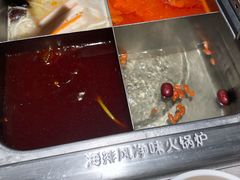 -海底捞火锅(银泰中心店)