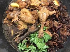 -百事晟渔村木火铁锅炖(玉带湾店)