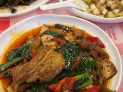 -洪霞餐馆·川菜·鲜货现炒(两江春城店)