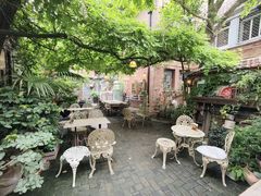 -古董花园(思南路42弄小区店)
