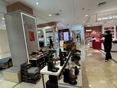 -新百广场(地铁站)