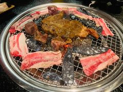 -喵小乙碳火烤肉(大坪协信星光天地店)