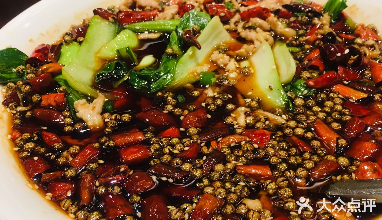 “八不食”，即：食钮而蚀，鱼馁而肉败，不食；色恶