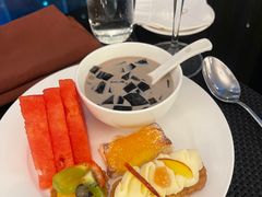 -圣丰索菲特·2 On 988 Café 自助餐厅