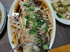 -微山岛春天里酒家