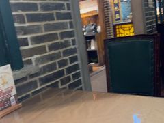 -东口码头·烧鸽子·鱼头泡饼·地方菜(金鹰悦城店)