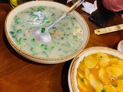 -黄桷树曹家私房菜(江与城店)