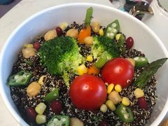 -水桶王国主题餐厅·聚会·生日派对·亲子活动·家庭套餐(亚龙湾希尔顿店)