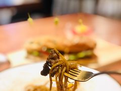 -POKEE VIA&Brunch·维娅(重庆来福士店)