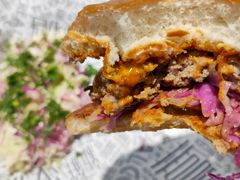 -TRIPS BURGER(大钟寺店)