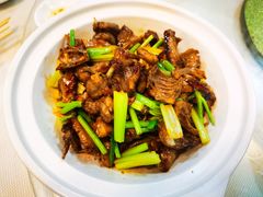 沙鍋鴿-奇香海鲜酒楼