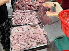 -标记美食新鲜猪杂(兴南大道店)