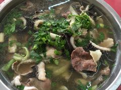 -谢老五跷脚牛肉·非遗传承店