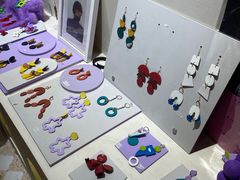 -LADY FAFA(巨鹿路陕西南路路口店)
