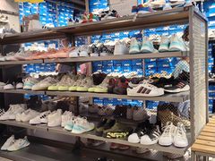 -法雅体育工厂店(皂君庙路店)