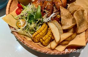 Yunzhi Crispy Roast Chicken