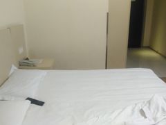 -豪泰168酒店(无锡上马墩靖海地铁站店)