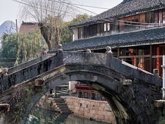 -丝绸小镇荻港古村