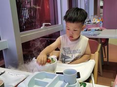 -水桶王国主题餐厅·聚会·生日派对·亲子活动·家庭套餐(亚龙湾希尔顿店)