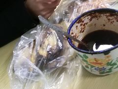 -小许三鲜砂锅馄饨店(家多乐烟酒店)