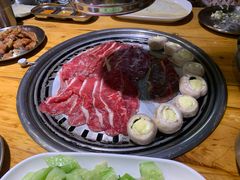 -极简·炭火烤肉主题餐厅·龙虾烧烤·烤羊排(宝龙店)