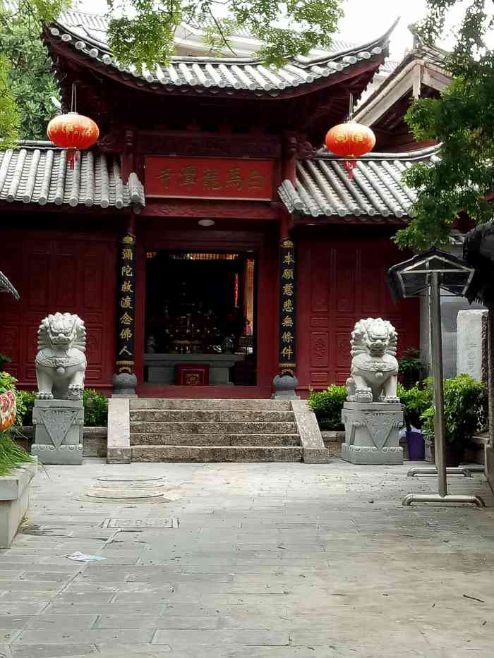 白马龙潭寺-"骑上武汉公共自行车,开始了孤独美食家之旅.