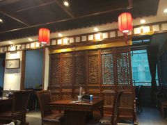 -亿诣蝎府炸酱面羊蝎子火锅(酷车小镇店)