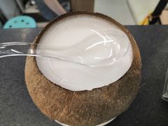 -椰爺爺·椰子冻砵仔糕