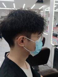 -朗峰专业美发沙龙