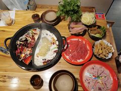 -虾领航小龙虾·吉林烧烤(柳州路店)
