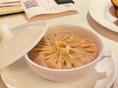 蟹肉龙虾汤包-利苑酒家(合景国际金融广场店)