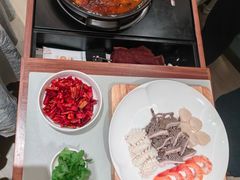 -品海楼·大连海胆锅贴馆(东港店)