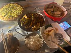 -满格嗦新疆椒麻鸡火锅.炒米粉(川大江安校区店)