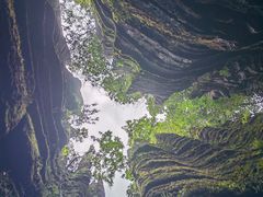 -梭布垭石林景区