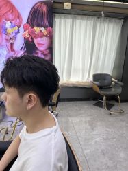 -藤野造型烫发染发