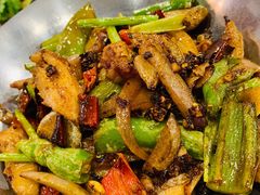 干锅肥肠-蒙乡烤全羊·烤羊腿(京溪同和店)