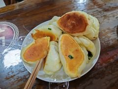 韭菜三鲜煎包-马市街食它汤店(解放路店)