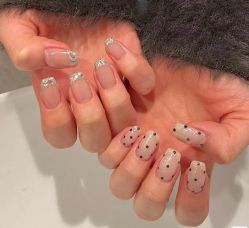 -悦指间美甲美睫