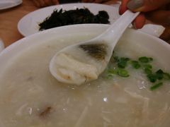 鱼蓉粥-轩记海鲜餐厅·四十五年老字号·经典粤菜(西区彩虹店)