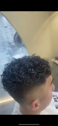 -DO A HAIRSTYLE
