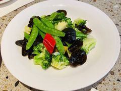 橄榄油炒田园时蔬-大树餐厅(大悦城店)