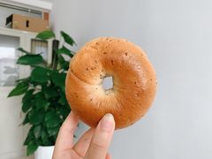 全麦咖啡奇亚籽贝果-沁屋面包店(人民东路店)