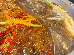 -沸炉重庆老火锅(军事博物馆店)