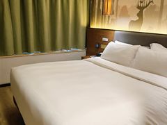 -秋果S酒店(深圳会展中心联合广场店)